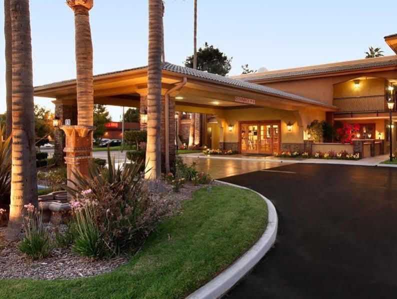 Surestay Plus Hotel By Best Western San Bernardino South Esterno foto